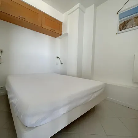 Apartment T2 Proche Centre Avec Terrasse Et Parking Sous-terrain - Fr-1-474-11 Arcachon